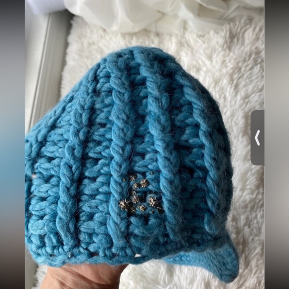 FREE PEOPLE KNITTED HAT - Picture 4 of 7